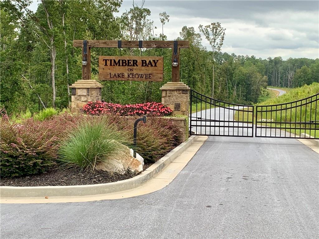 Timber Bay Lake Keowee Real Estate