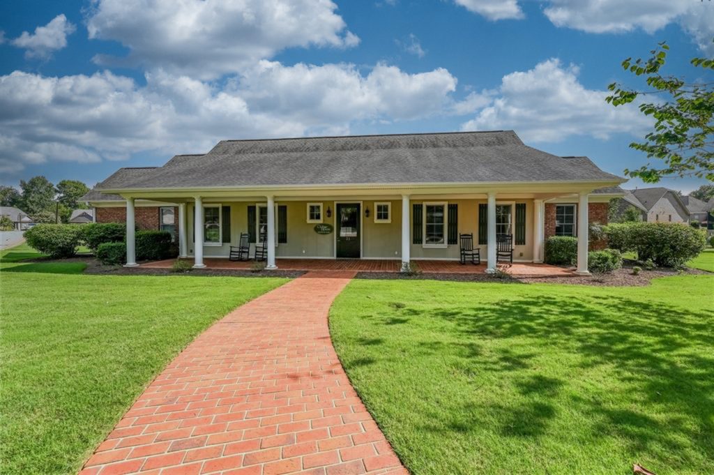 Cliffabee Leas Lake Keowee Real Estate